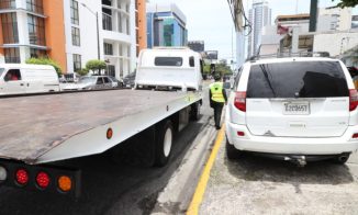 Conductores estacionen mal deberán pagar RD$5,000 por multa y remolque