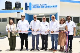 Presidente RD inaugura obras sociales en la provincia Duarte