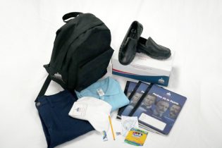 Inabie inicia entrega kit escolar para el año escolar 2025-2026