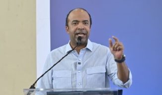 Banreservas lleva Bancarizar es Patria al barrio Los Mina