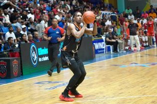 Titanes vuelve a vencer a Leones en la semifinal de la LNB 2025