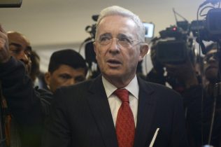 COLOMBIA: Declaran culpable expresidente Uribe por soborno