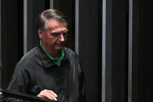 BRASIL: Supremo decreta el arresto domiciliario a Bolsonaro