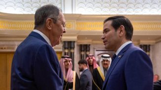 EEUU: Ministros Exteriores Rusia y EU preparan reunión Trump-Putin