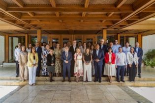 Superintendentes de Bancos y Seguros amplían cooperación