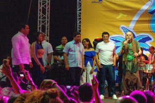 Gobierno inaugura el «Ritmo de la Costa» en el malecón de SDE