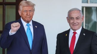 EEUU: Trump describe a Netanyahu como un «héroe de guerra»