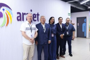 Tripulantes VIP firman acuerdo para fortalecer la formación y empleabilidad del talento aeronáutico dominicano