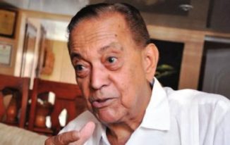 Fallece dramaturgo Franklin Domínguez