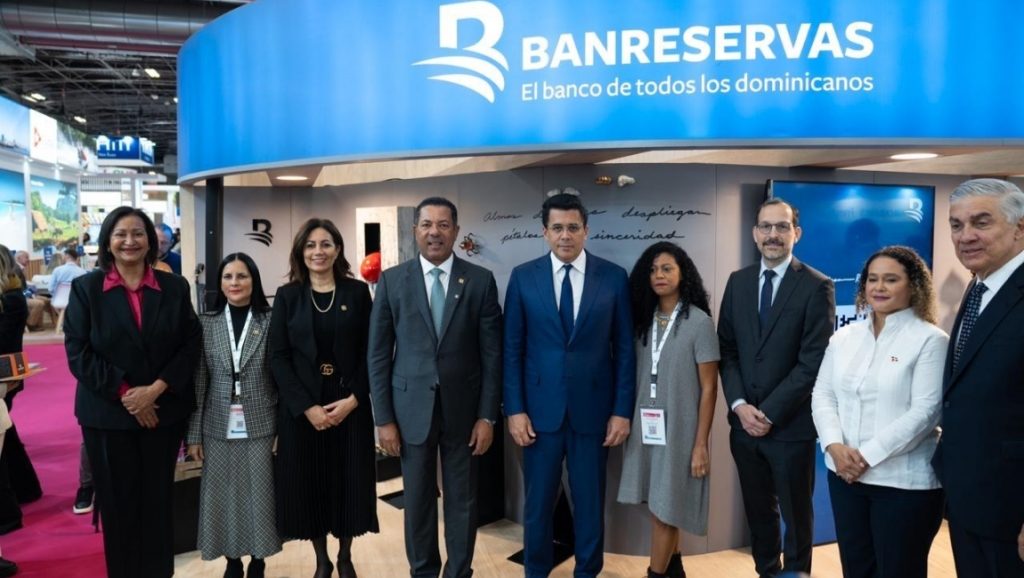 Banreservas reafirma su apoyo al turismo en Top Resa 2025 en Francia