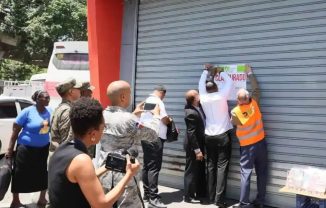 Ven acciones en Dominicana discriminan comercios chinos