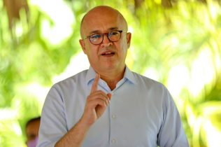 Dice desarrollará la RD aunque para ello deba «sudar sangre»
