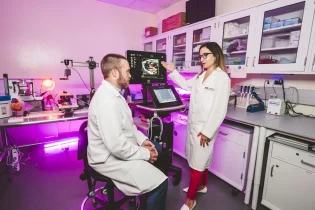 Crean IA que busca prevenir infartos oyendo los latidos