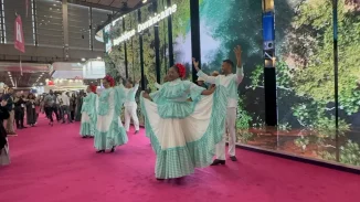 FRANCIA: Merengue dominicano conquista París