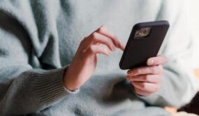 Apple elimina aplicaciones para rastrear controles migratorios en EEUU