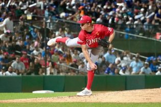 Grant Gavin abrirá por Leones frente Licey en inicio beisbol RD