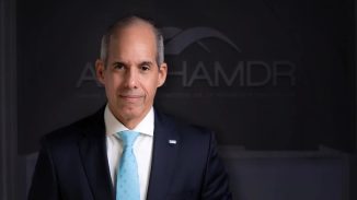 Mayor ejecutivo de AES electo presidente de la AACCLA 