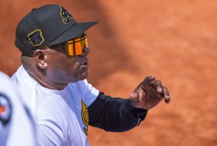 Miguel Tejada confía fortaleza de la línea central de las Águilas