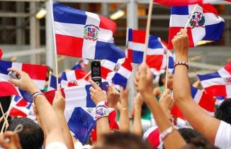 Organizaciones RD marchan por la defensa de su soberanía