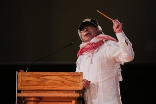 COLOMBIA: Petro acusa a EEUU de cometer asesinato en aguas de Colombia