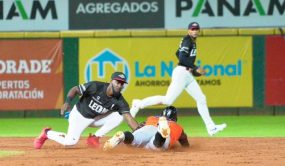 Licey, Estrellas y Toros triunfan en el beisbol profesional de RD