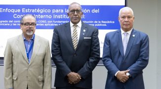 Contraloría entrena funcionarios del Palacio Nacional sobre Control Interno