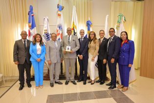 Contraloría pone en marcha innovador servicio de consulta “Verifica CGR”