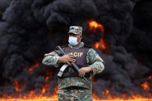 RD quema 1,450 kilos cocaína, tras operación Lanza del Sur EU