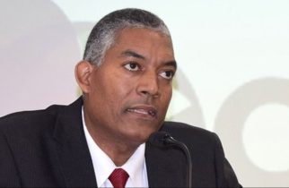 Evangélicos critican decisión del TC sobre uniformados gays