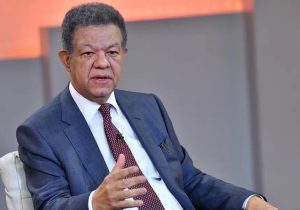 El gobierno del PRM está en «caída libre», según Leonel