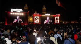 Más 170 mil personas reviven concierto Juan Gabriel en México