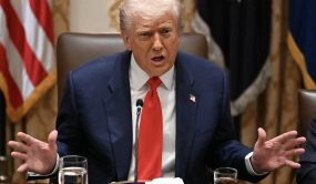 Trump advierte a Maduro que «si no podemos por las buenas, toca por las malas»