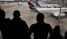 VENEZUELA: revoca concesión a 6 aerolíneas por unirse a EE.UU.