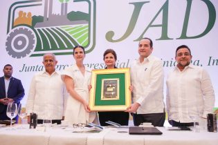 CAEI recibe el Premio Agroempresa del Año 2025 otorgado por la JAD