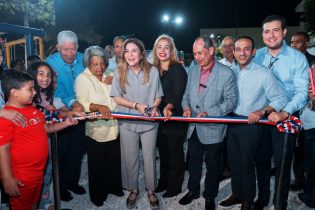 Carolina inaugura remozado parque San Gerónimo con nueva área infantil inclusiva