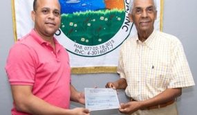 JARABACOA: Entregan fondos iniciar la cancha de Manabao