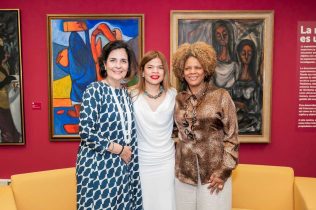 Presentan libro dominicano ¨Albergue de fantasmas¨