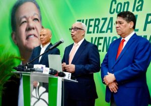 La deuda creció US$110 millones diarios en 2025 dice FP