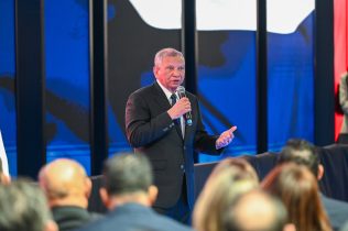 Leonardo Aguilera afirma que Banreservas apuesta al fortalecimiento del turismo