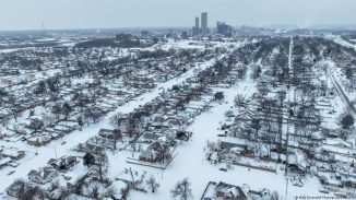 EEUU: Más de un millón clientes sin electricidad por tormenta