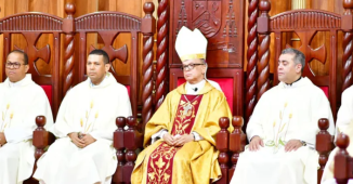 Monseñor afirma silencio «cómplice» oculta la corrupción