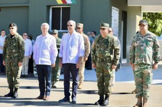 Presidente electo Chile recorre muro construye R.Dominicana