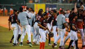 Toros vencen a las Aguilas y avanzan a la final beisbol de RD