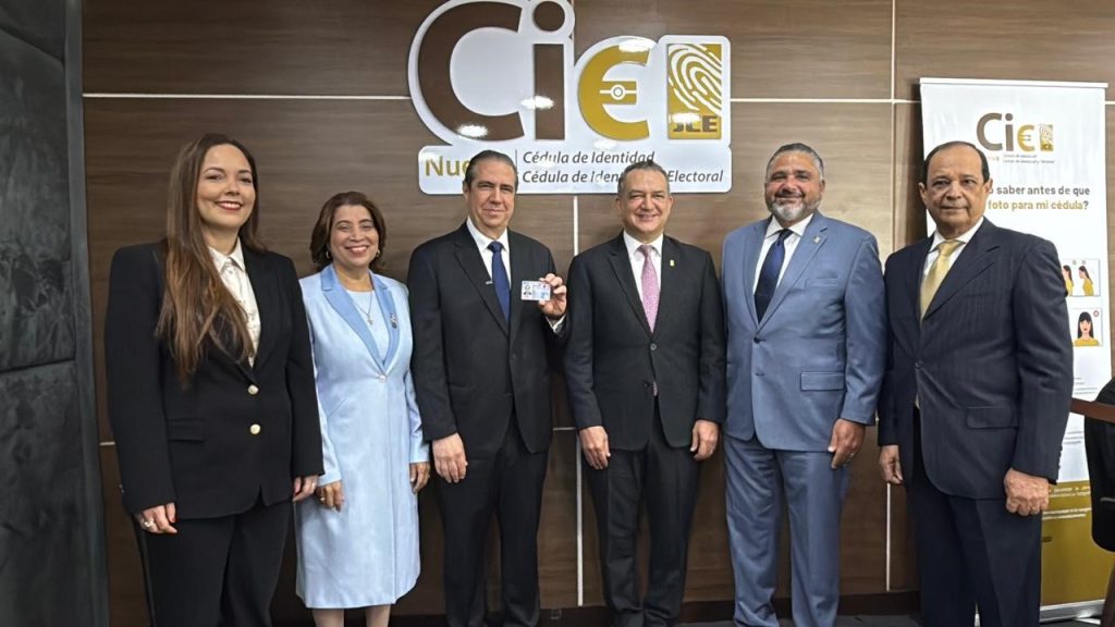 Francisco Javier dice el PRM se ha ganado ser desalojado del Palacio en 2028