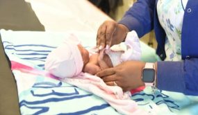 Reducen mortalidad neonatal en un 42% en 2025