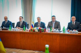 RUSIA: señala avances positivos en negociaciones con Ucrania