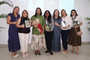 La chef Elvia Zarzuela publica su libro “Cocina saludable para todos”