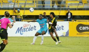 Salcedo se lleva una cerrada victoria sobre Moca en la LDF