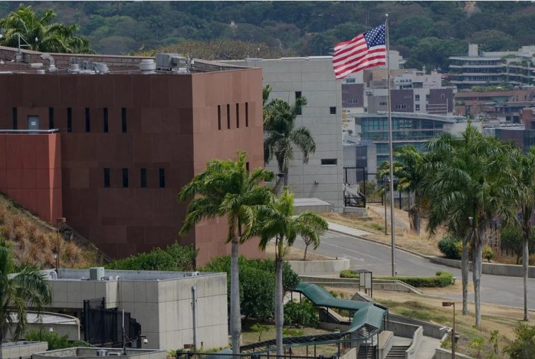 EE.UU: reanuda las operaciones de su Embajada en Venezuela
