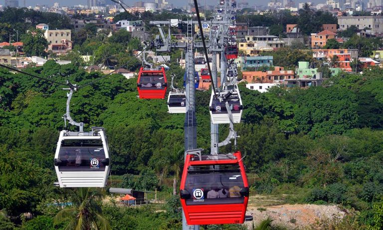 Reanudan servicio en líneas 1 y 2 teleférico de Santo Domingo